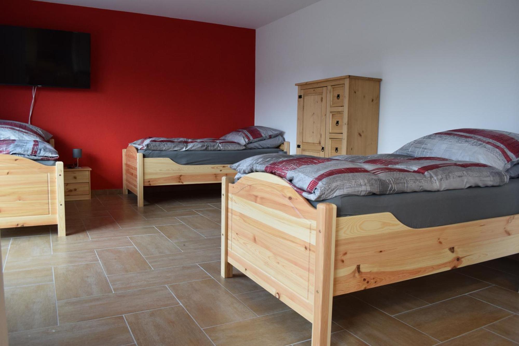 Hunsruecker-Fewo - Die Erlebnishuette - 2 Ferienwohnungen Im Hunsrueck In Unzenberg Gobenhausen Værelse billede